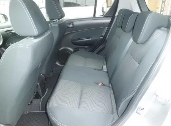 2013 SUZUKI SWIFT